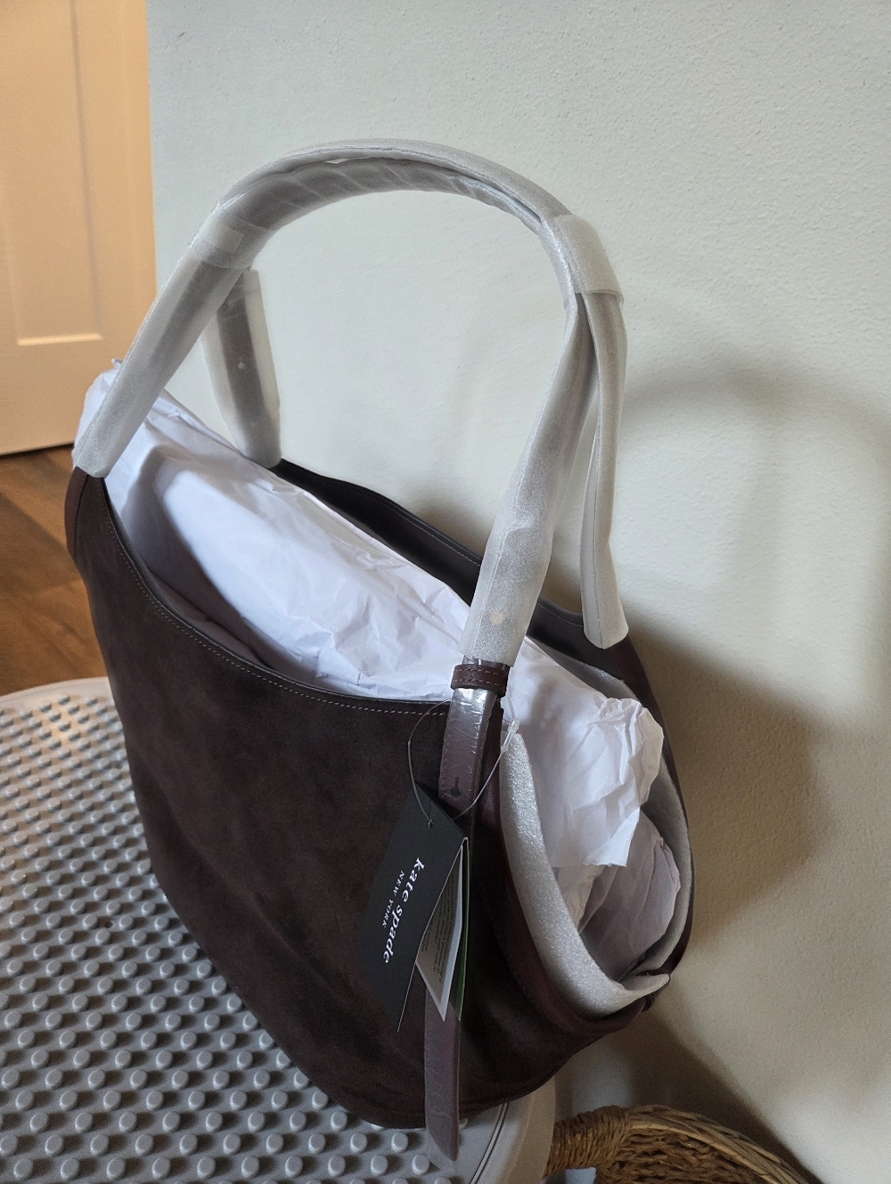 NWT Kate Spade Deco Suede Tulip Tote Bag In Hot Fudge - Picture 7 of 8